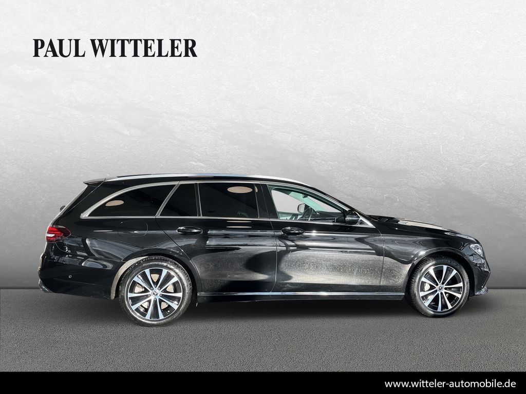 Mercedes-Benz E 300 2022