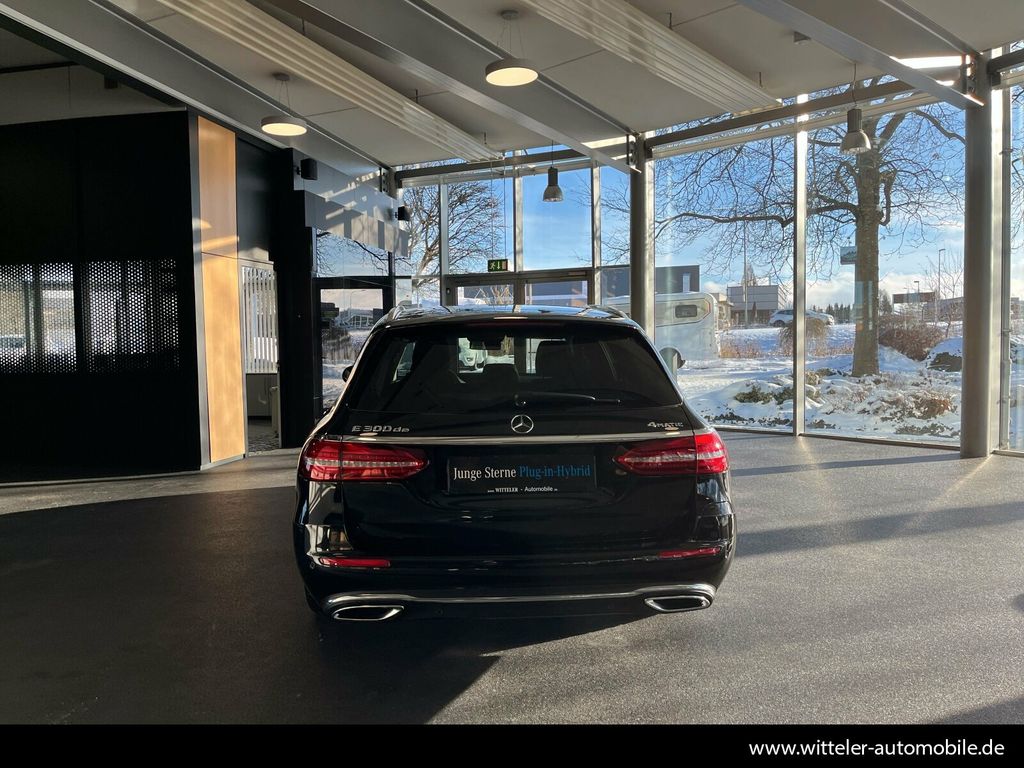 Mercedes-Benz E 300 2022