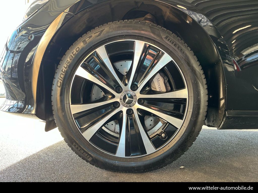 Mercedes-Benz E 300 2022