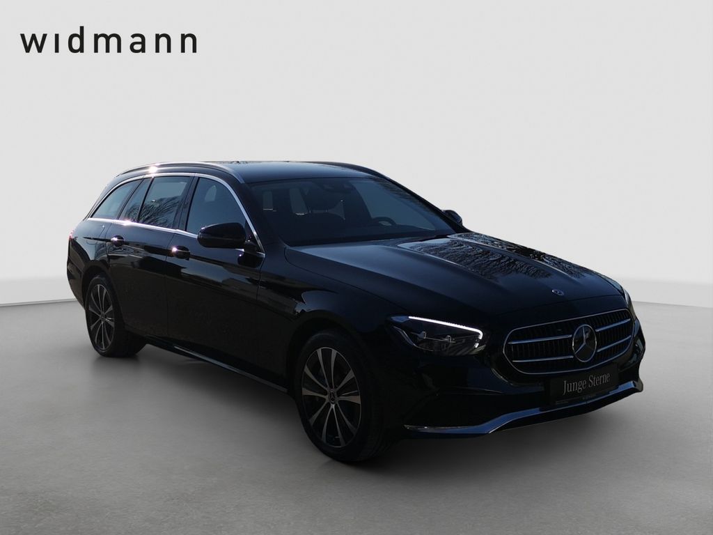 Mercedes-Benz E 300 2022