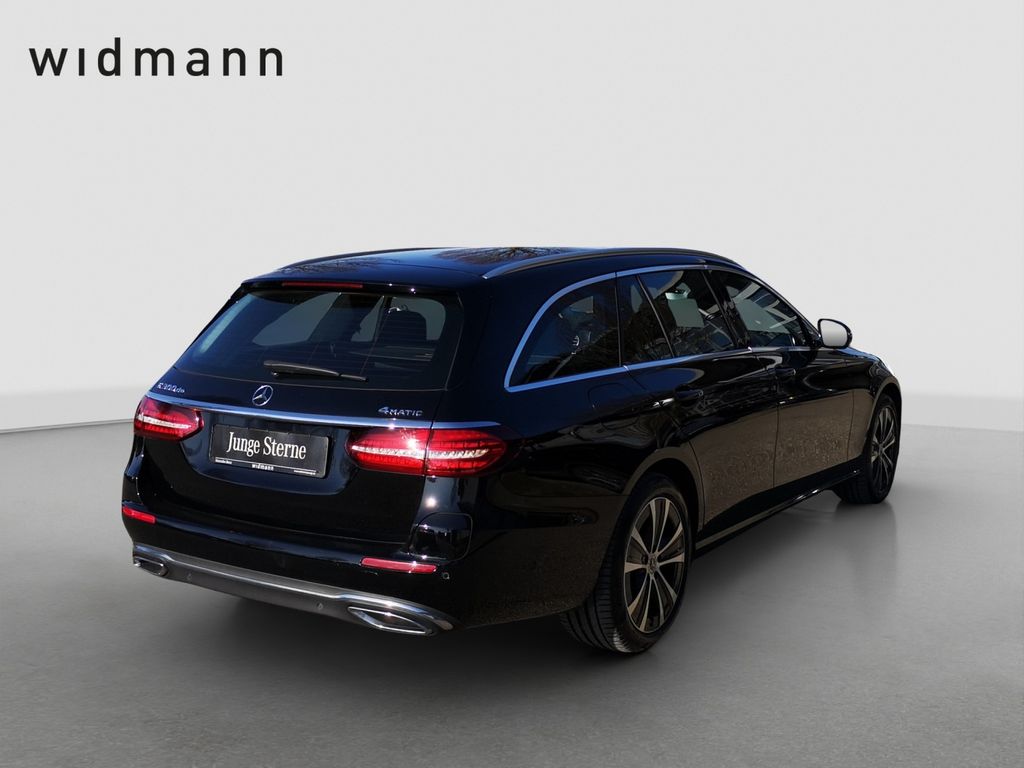 Mercedes-Benz E 300 2022