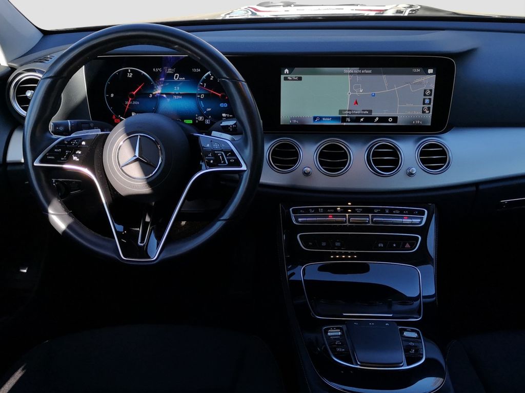 Mercedes-Benz E 300 2022