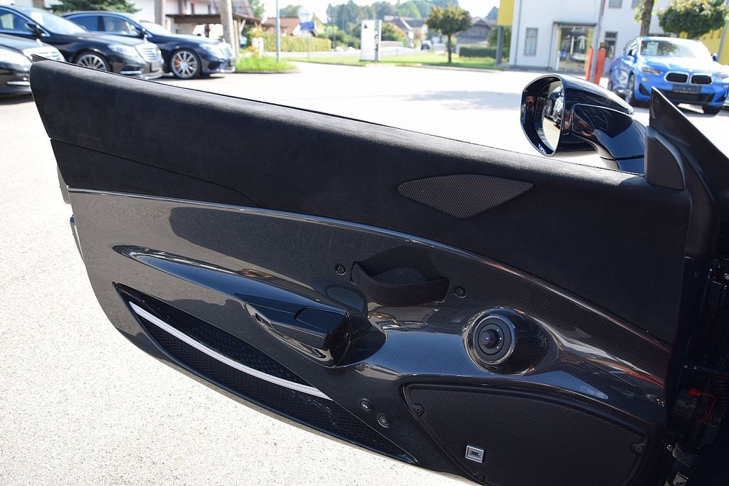 Ferrari 488 Pista 2020