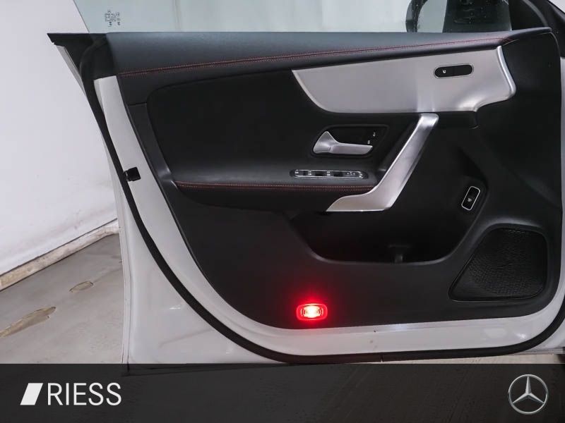 Mercedes-Benz CLA 35 AMG 2024