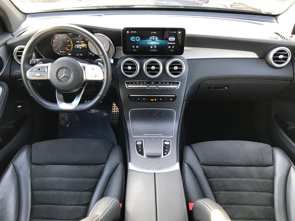 Mercedes-Benz GLC 300 2021