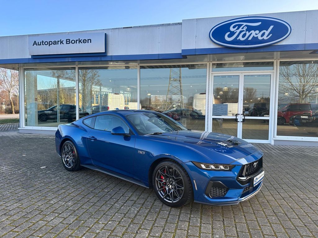 Ford Mustang 2025