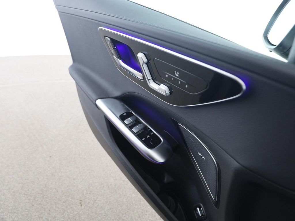 Mercedes-Benz C 220 2026