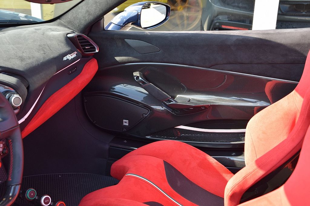 Ferrari 488 Pista 2020