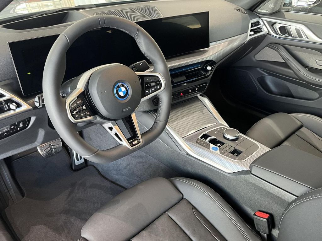 BMW i4 2025