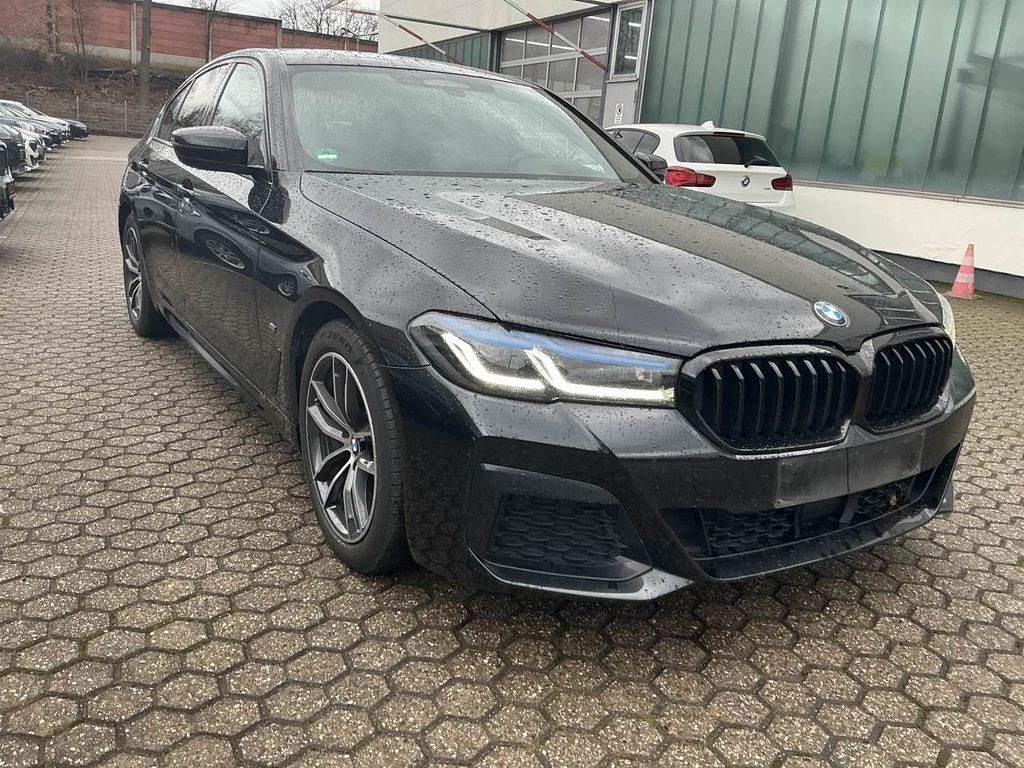 BMW 530 2022