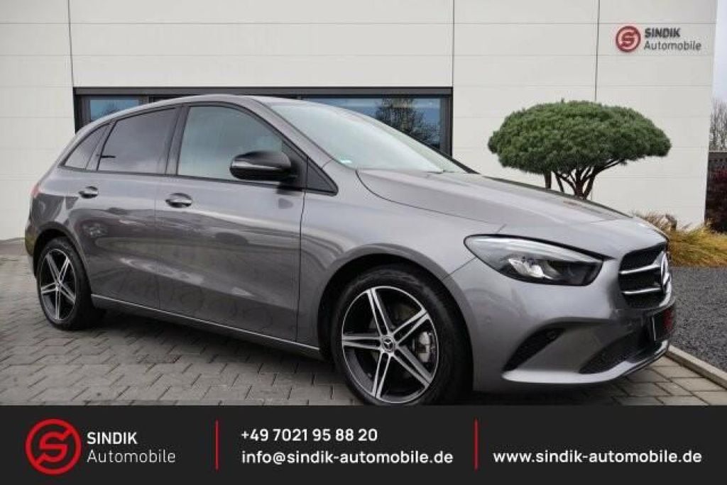 Mercedes-Benz B 220 2022