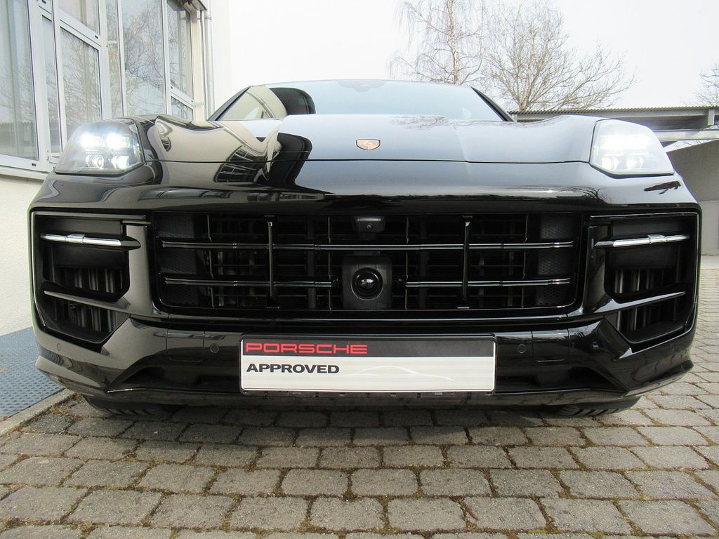 Porsche Cayenne 2025