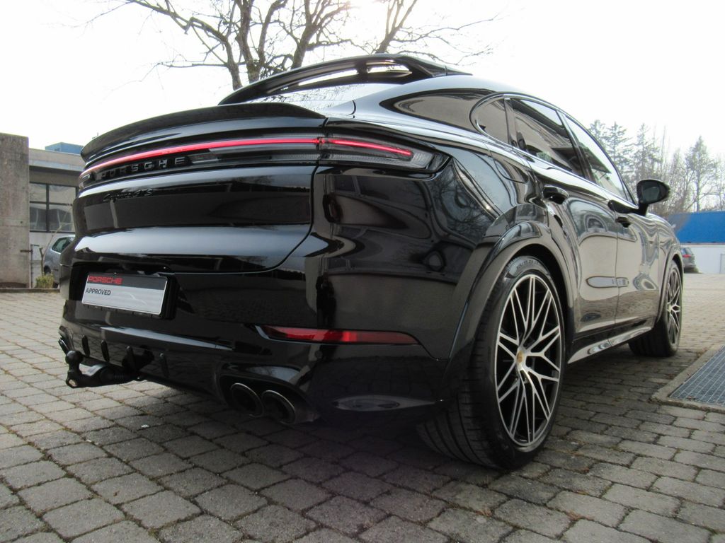 Porsche Cayenne 2025