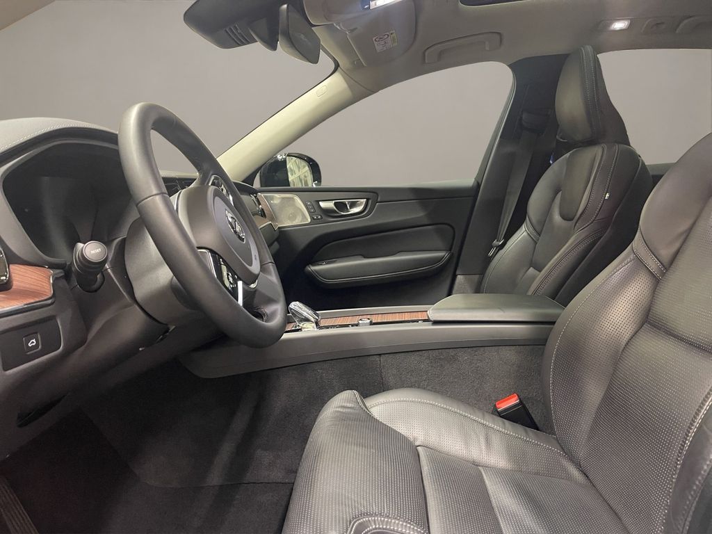 Volvo XC60 2023