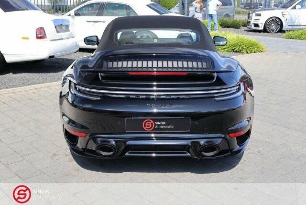 Porsche 992 2024