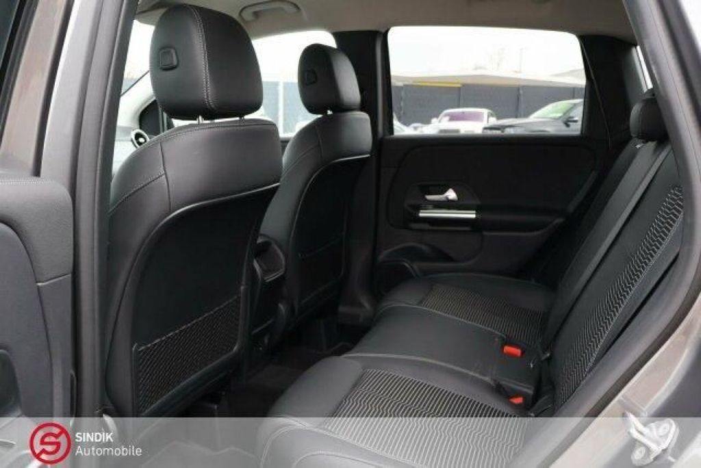 Mercedes-Benz B 220 2022