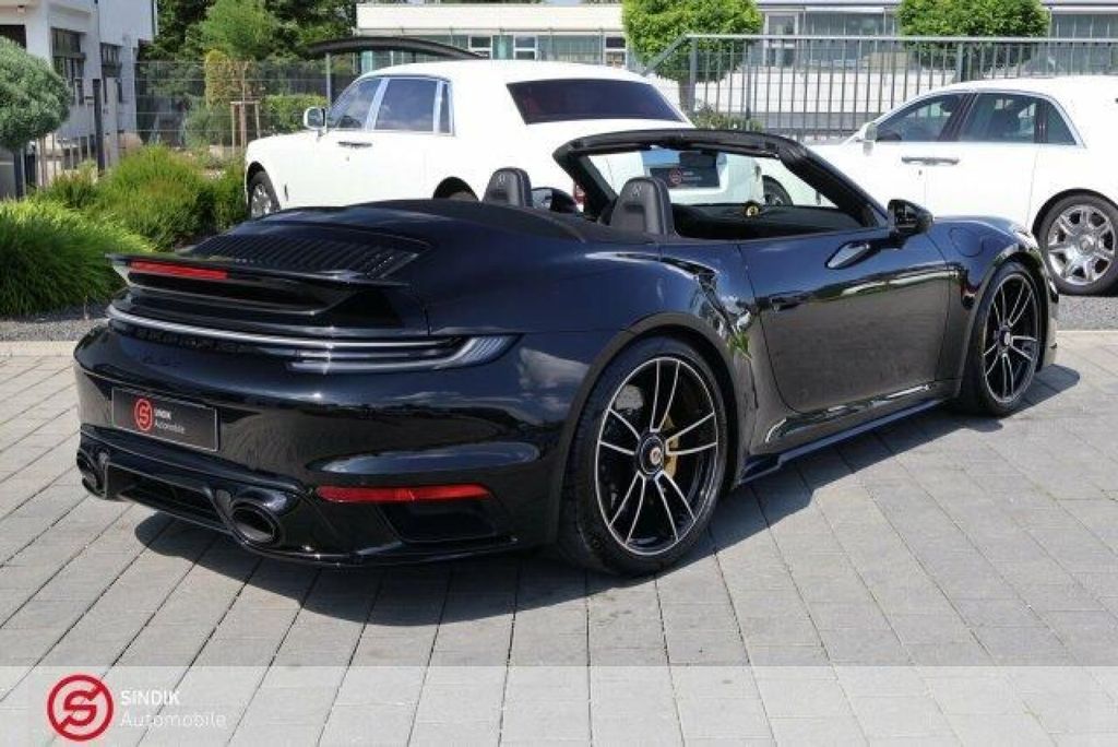 Porsche 992 2024