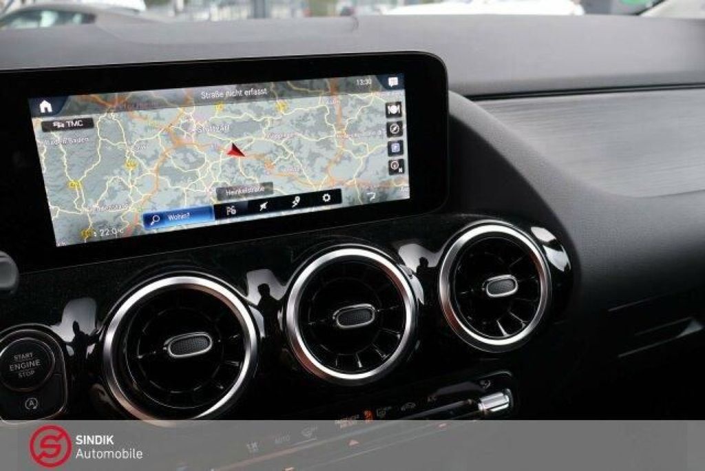 Mercedes-Benz B 220 2022