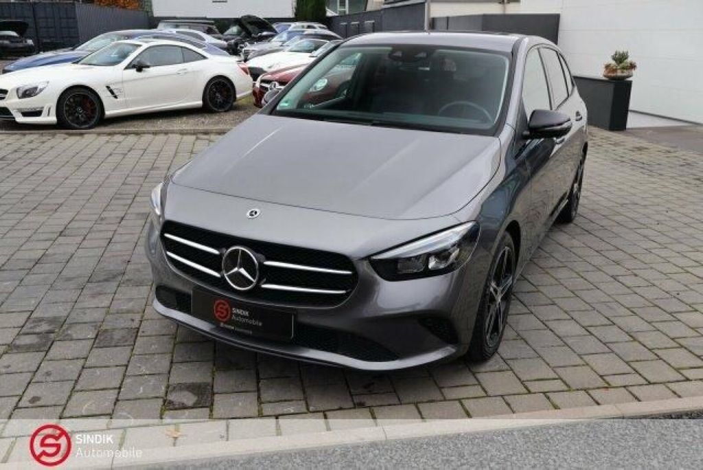 Mercedes-Benz B 220 2022