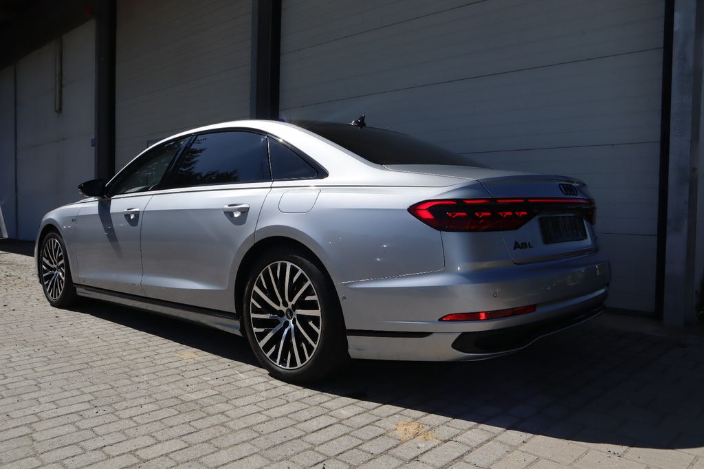 Audi A8 2025