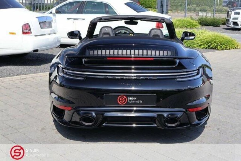 Porsche 992 2024