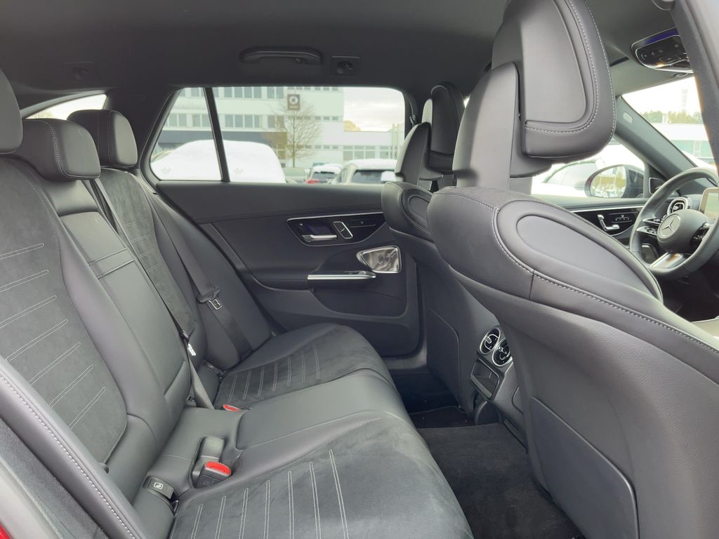 Mercedes-Benz C 200 2024