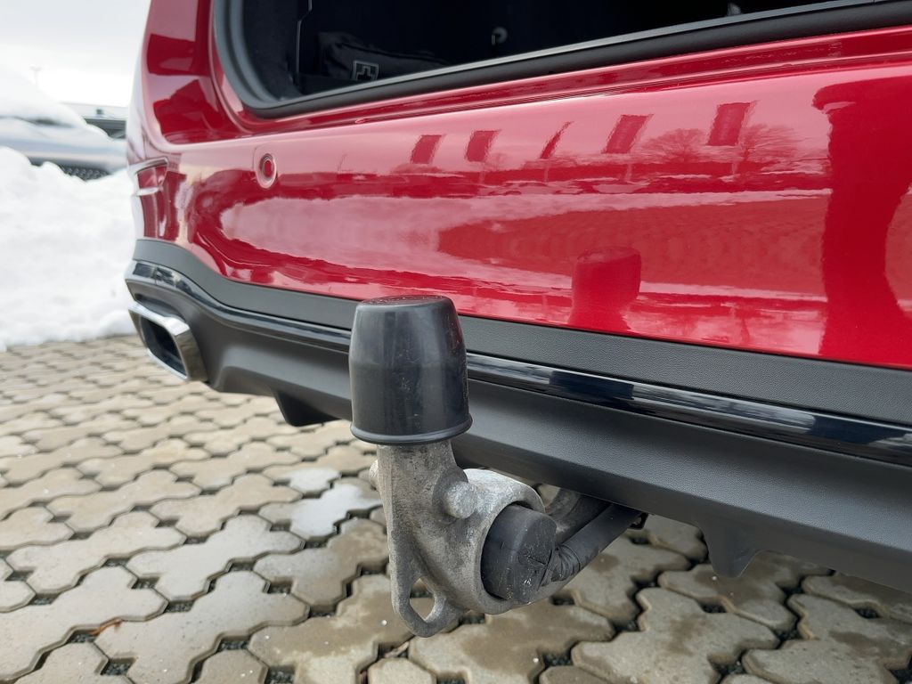 Mercedes-Benz C 200 2024