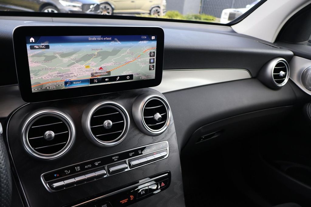 Mercedes-Benz GLC 300 2021