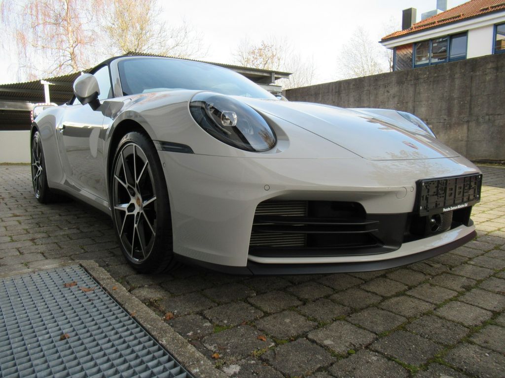 Porsche 992 2025