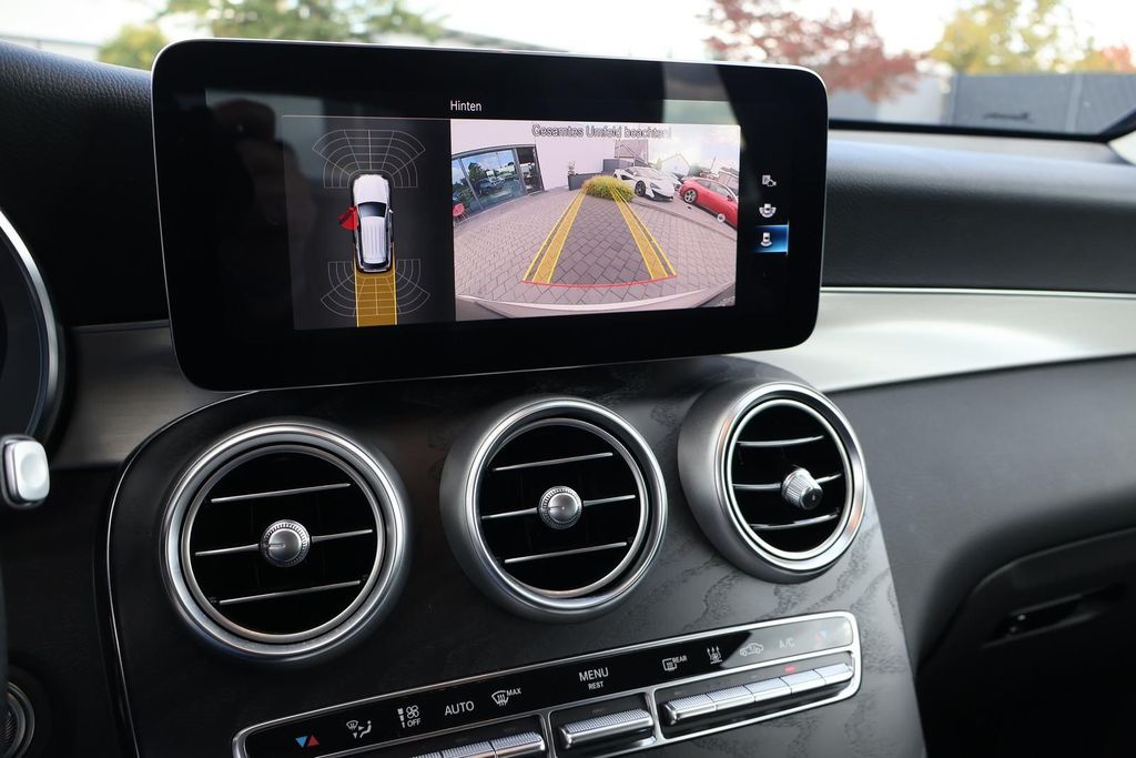 Mercedes-Benz GLC 300 2021