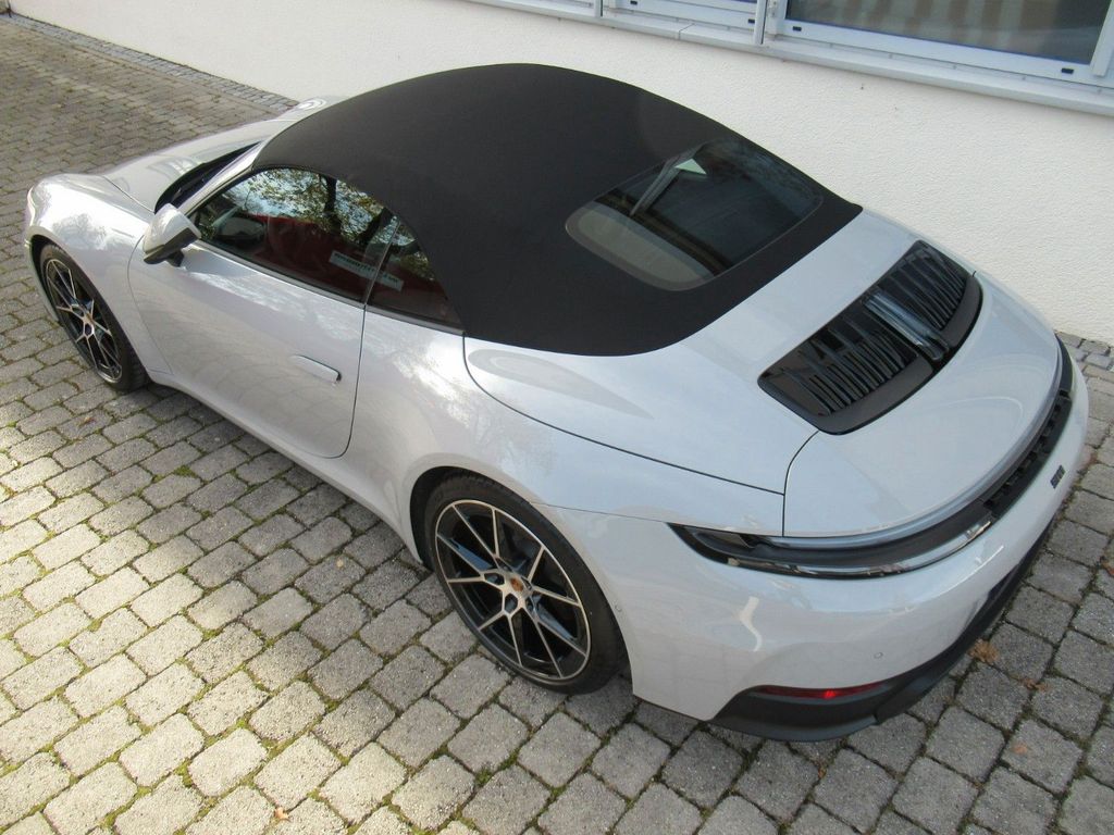 Porsche 992 2025