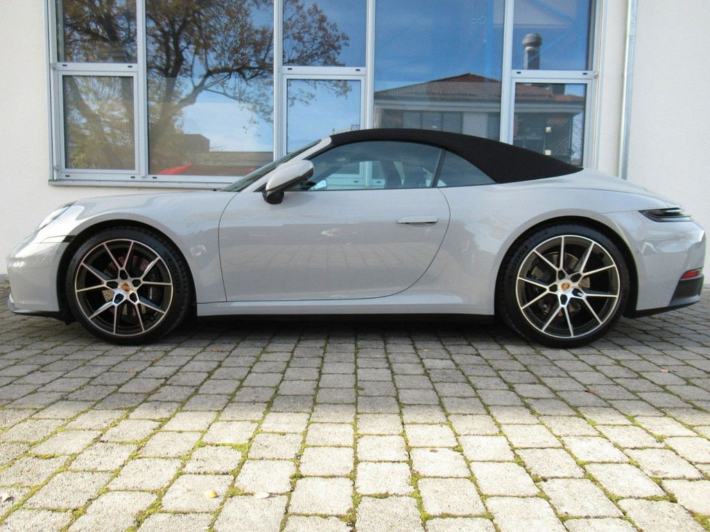 Porsche 992 2025