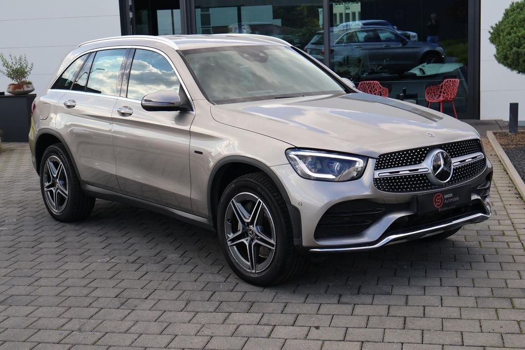 Mercedes-Benz GLC 300 2021