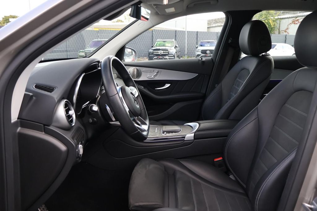 Mercedes-Benz GLC 300 2021