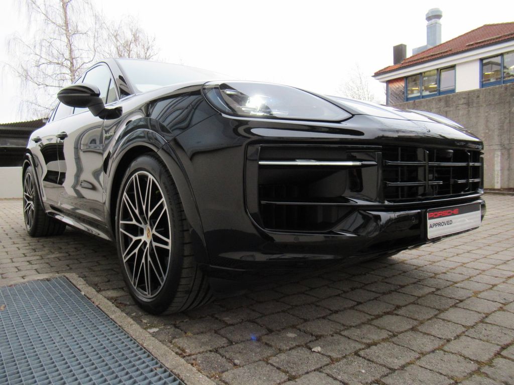 Porsche Cayenne 2025