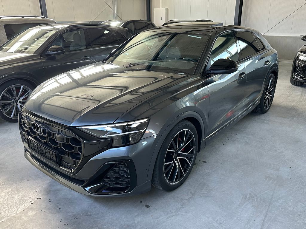 Audi SQ8 2025