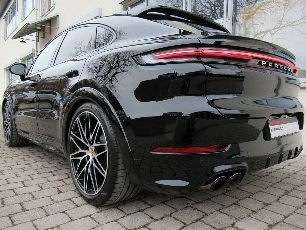 Porsche Cayenne 2025