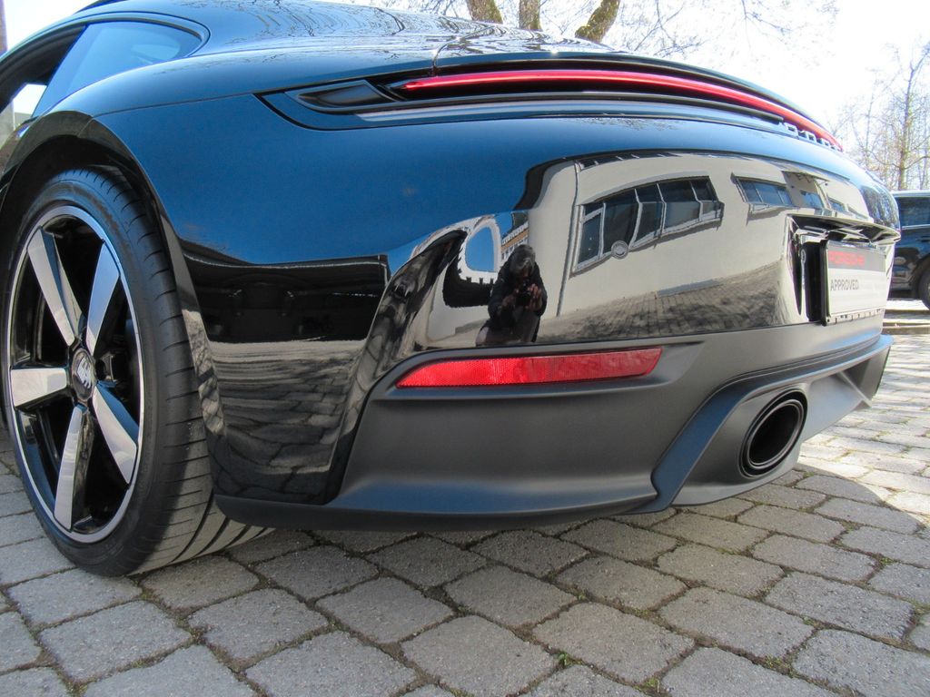 Porsche 992 2024