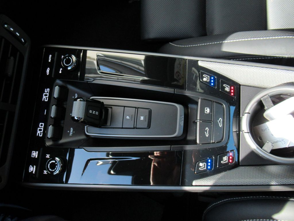Porsche 992 2024