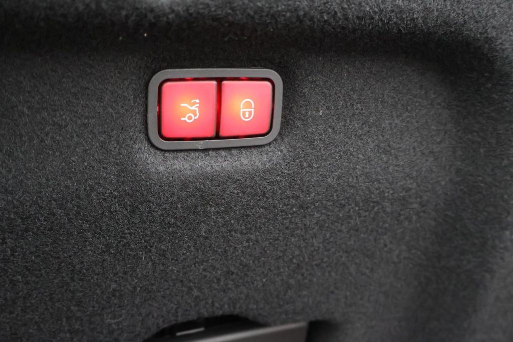 Mercedes-Benz SL 63 AMG 2023