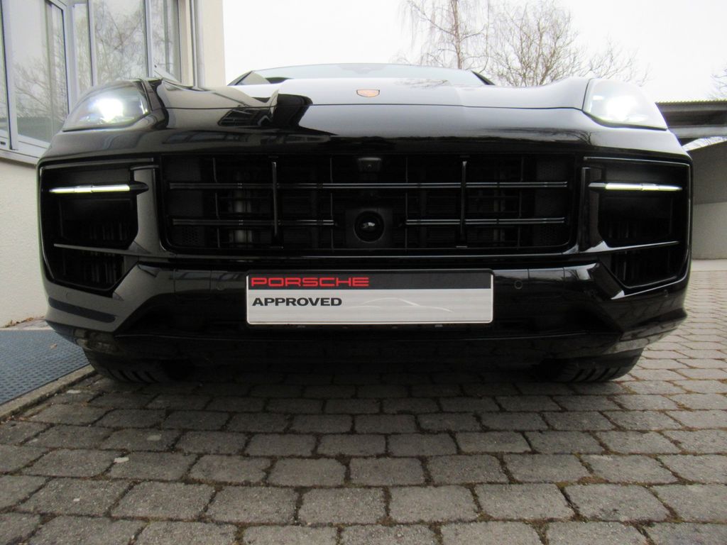 Porsche Cayenne 2025