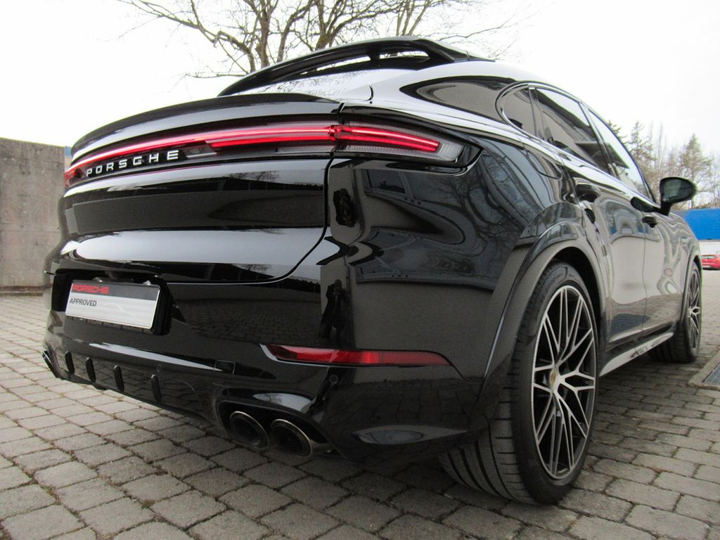 Porsche Cayenne 2025