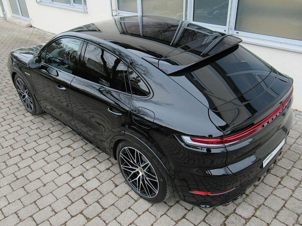 Porsche Cayenne 2025