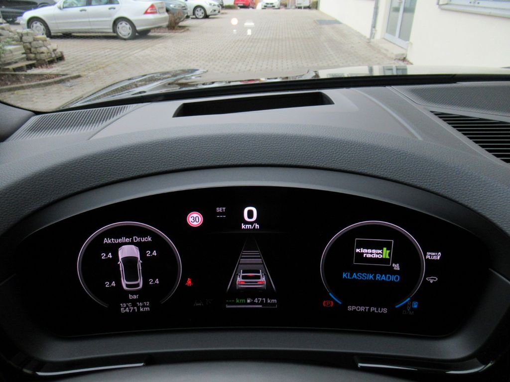 Porsche Cayenne 2025