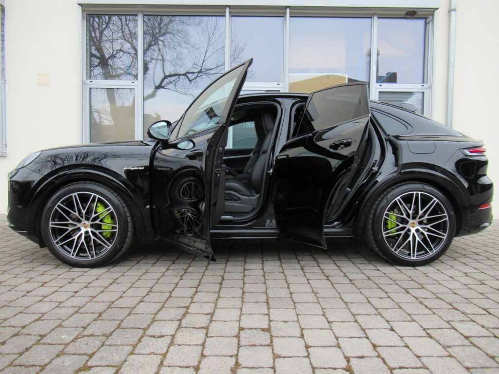 Porsche Cayenne 2025