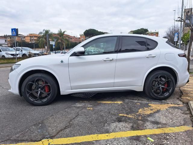 Alfa Romeo Stelvio 2021