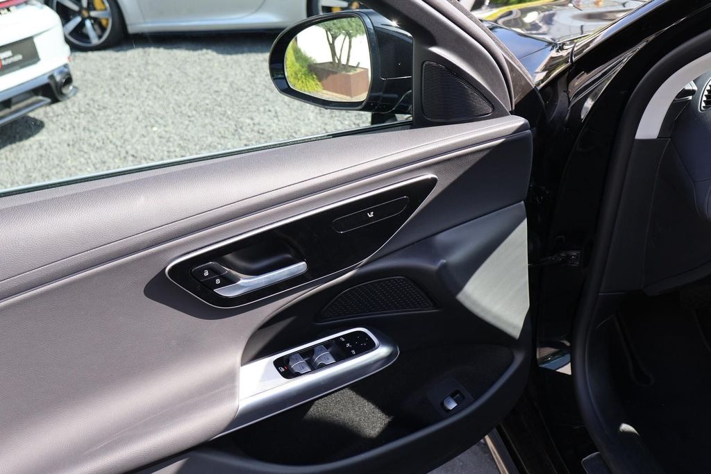 Mercedes-Benz E 300 2024