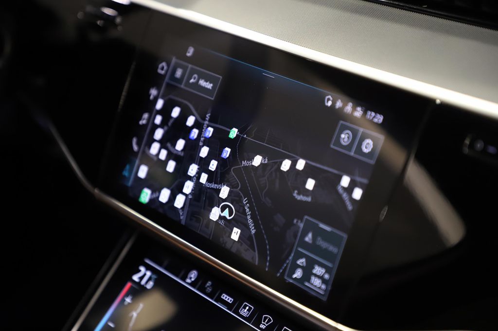 Audi A8 2022