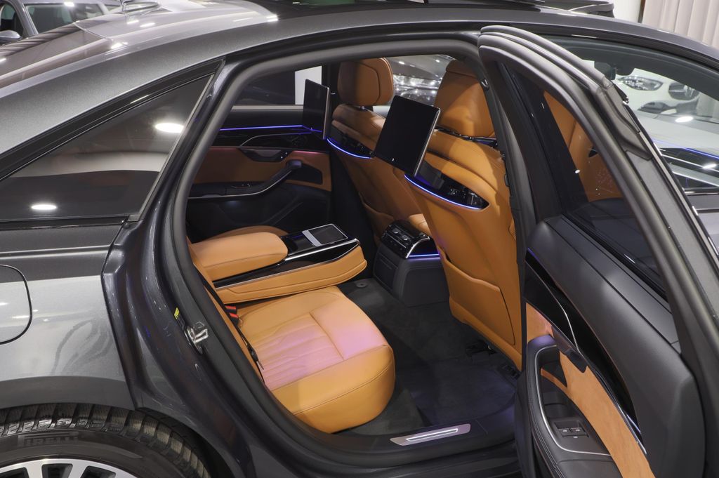 Audi A8 2022