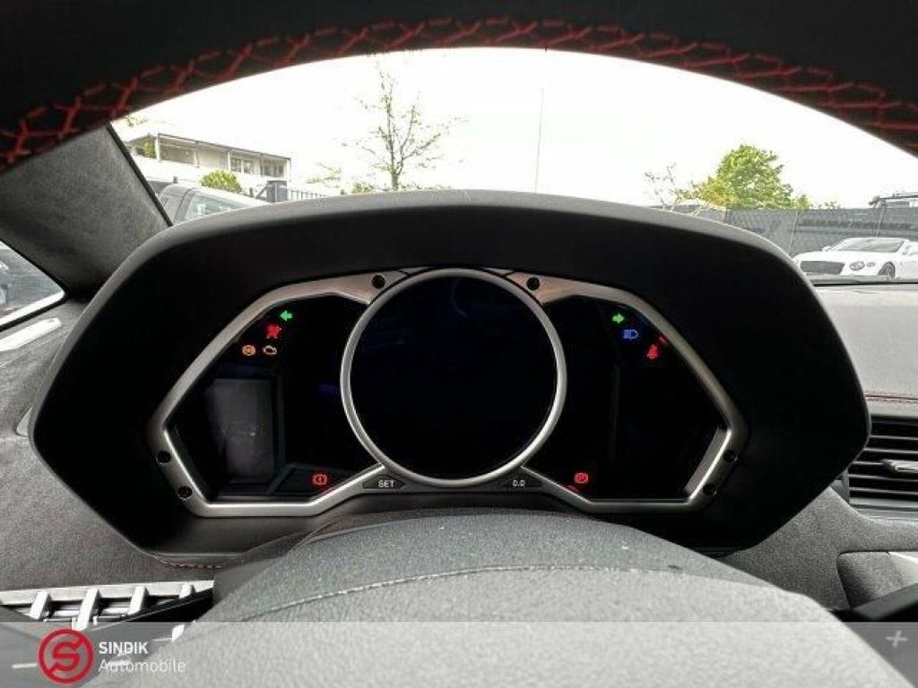 Lamborghini Aventador 2018